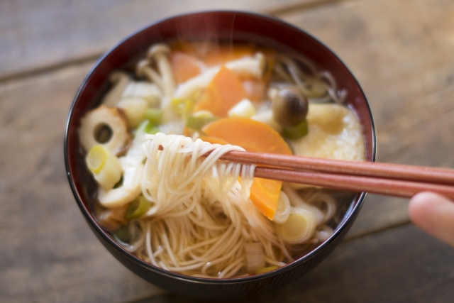 【みわのにじ】パステルカラーが美しい素麺｜味良し見た目良し！