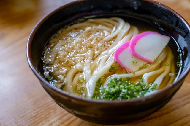 讃岐うどんって美味しいの？特徴や美味しい食べ方｜通販お取り寄せ情報