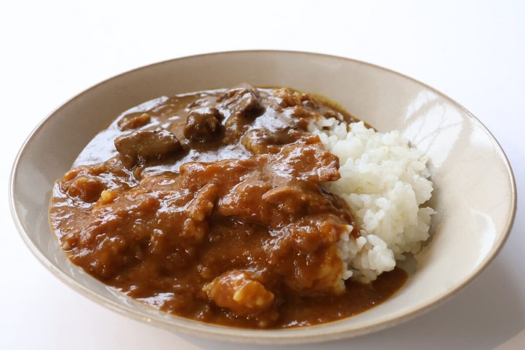 ANAのレトルトカレーを食べ比べてみた!通販情報も紹介!